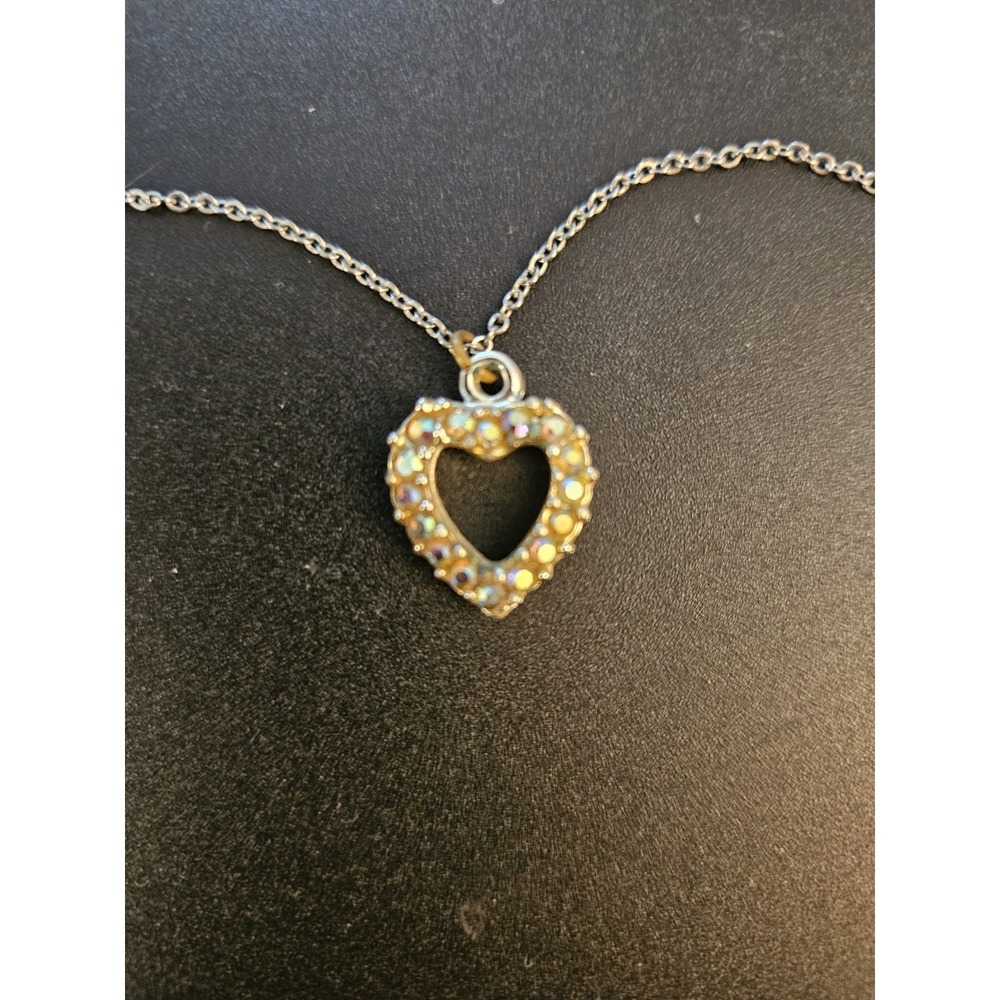 Vintage Heart Necklace With Rhinestones (629)